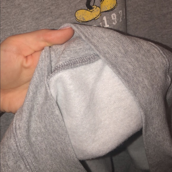 Authentic Disney pullover - Picture 4 of 4